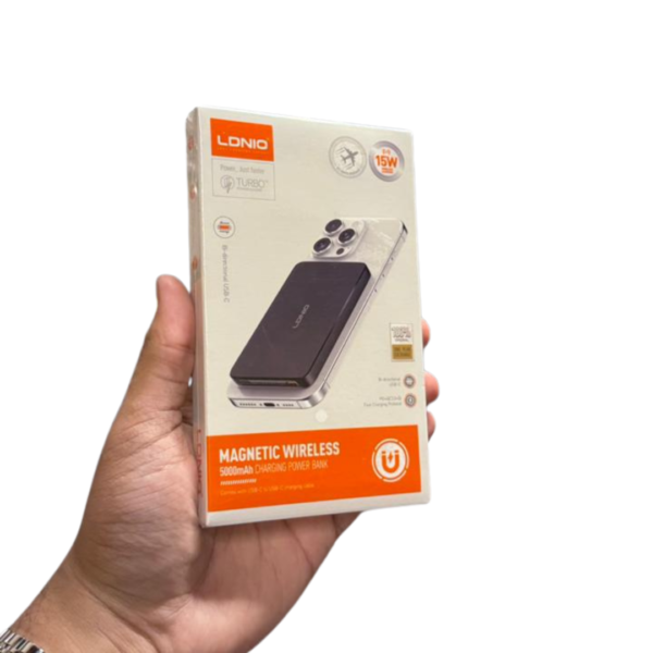 LDNIO Magnetic Wireless 5000mAh Charging Power Bank (15W)